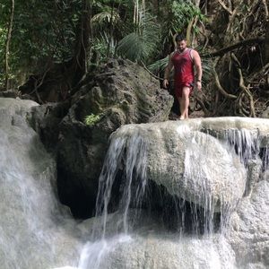 Meet your Posher, Khaled